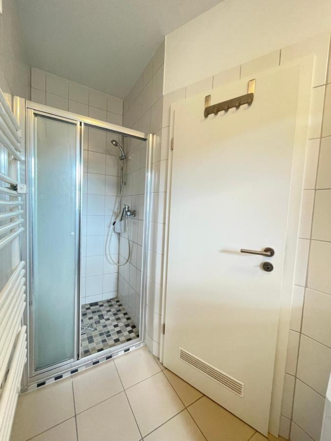 Ferienwohnung Im Stadtzentrum Von Bernau - Schoene Ferienwohnung Mit 1 1/2 Zimmern, Bad, Spuelmaschine, Waschmaschine, Komplette Kueche, Wlan Bernau bei Berlin Kültér fotó